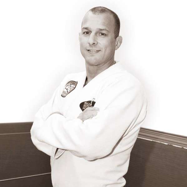 Rodrigo Medeiros — 6th Degree Black Belt (as stated on site), Assistant in Brazilian Jiu-Jitsu