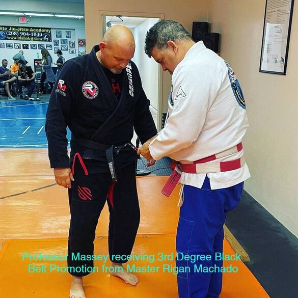 Mark Massey — 3rd Degree Black Belt, Head Instructor in Brazilian Jiu-Jitsu