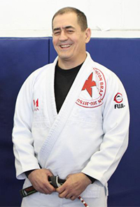 Roberto Maia — Coral belt under Carlos Gracie, Jr., Assistant in Brazilian Jiu-Jitsu